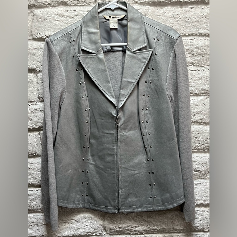 Woman’s Nygard Silver Jacket with beads and sweater sleeves Size Large